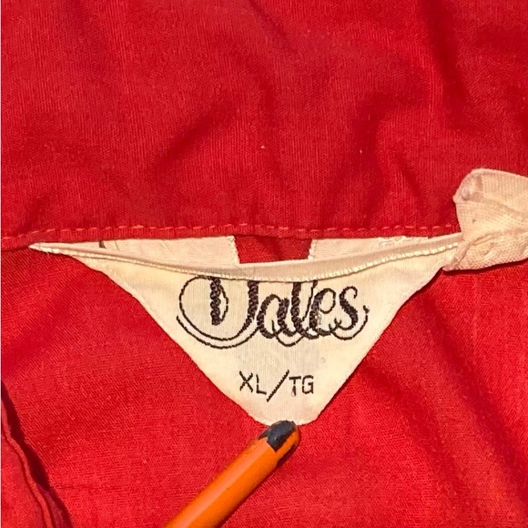 Medium Men or L Women Ultra Red Short Sleeve Vintage Shirt - Picture 3 of 3